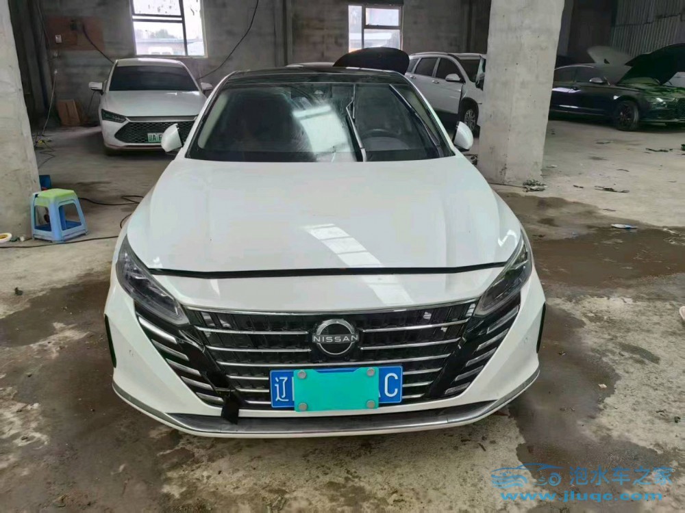 24年日產(chǎn)天籟泡水車(chē)