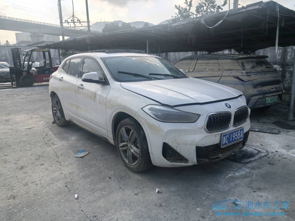 22年寶馬X2泡水車
