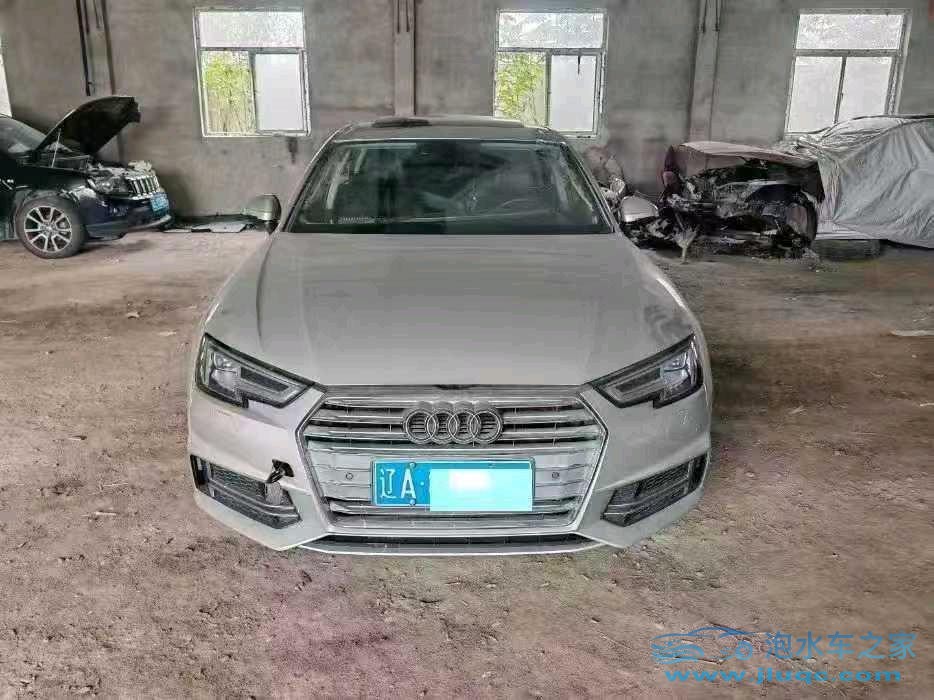 18年奧迪A4L泡水車