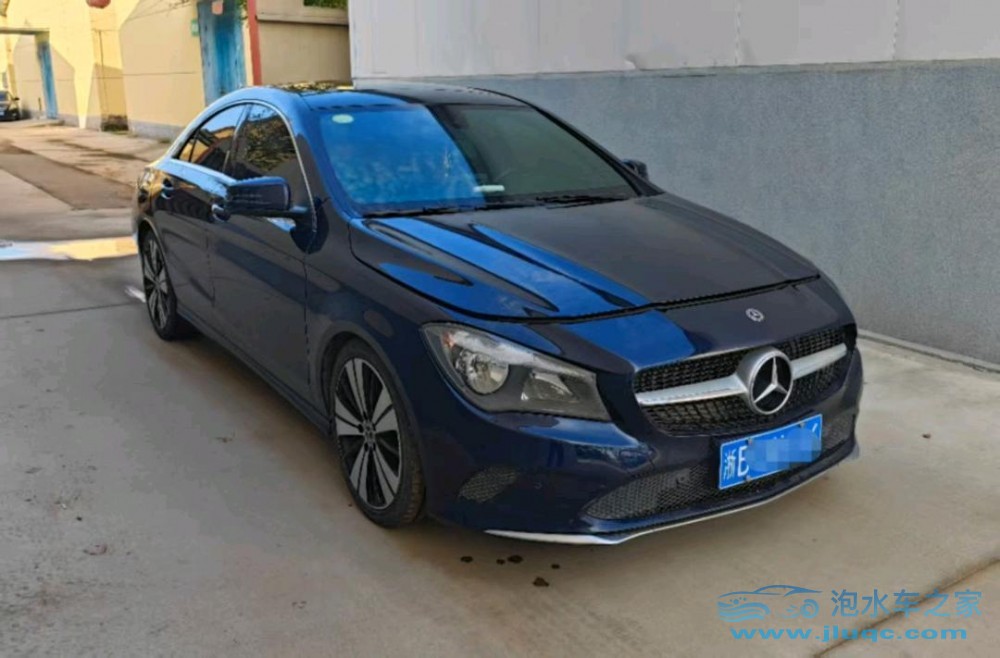 18年奔馳CLA泡水車