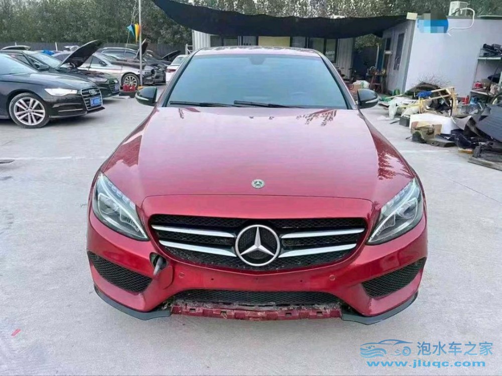 18年奔馳C泡水車