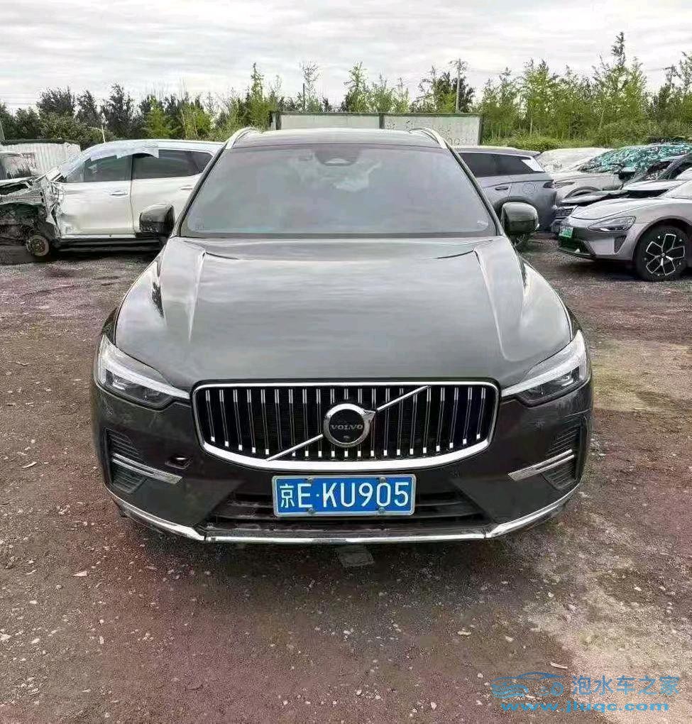 22年沃爾沃XC60泡水車