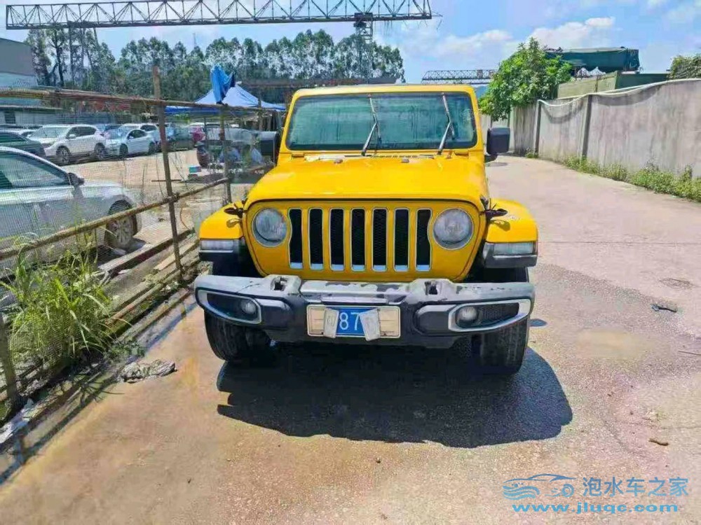 22年Jeep牧馬人泡水車