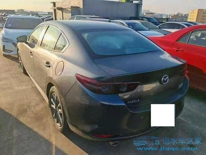 20年馬自達(dá)昂克賽拉