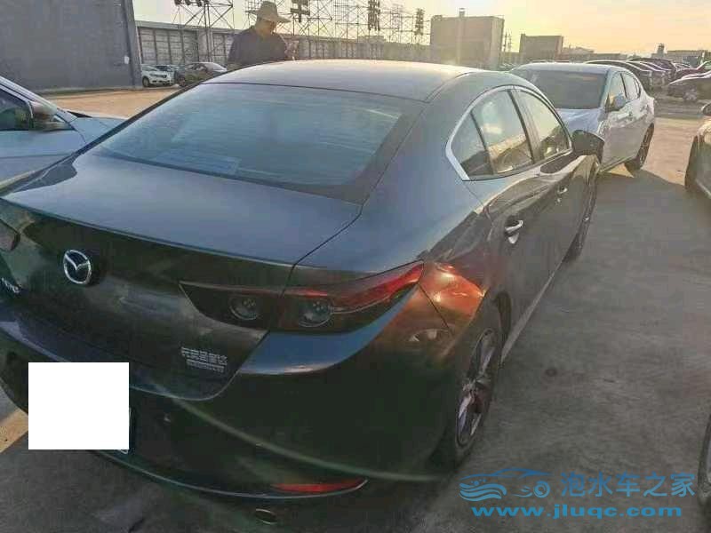 20年馬自達(dá)昂克賽拉