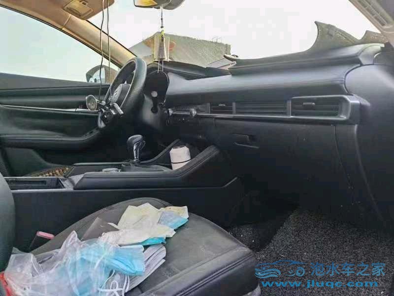 20年馬自達(dá)昂克賽拉