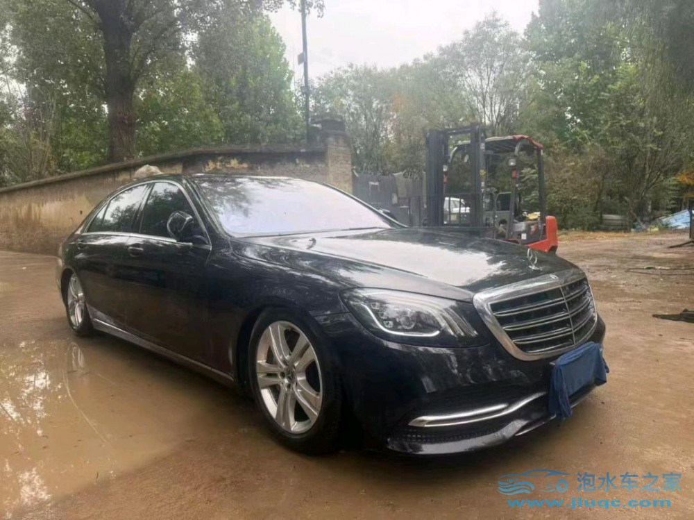 18年奔馳S泡水車(chē)