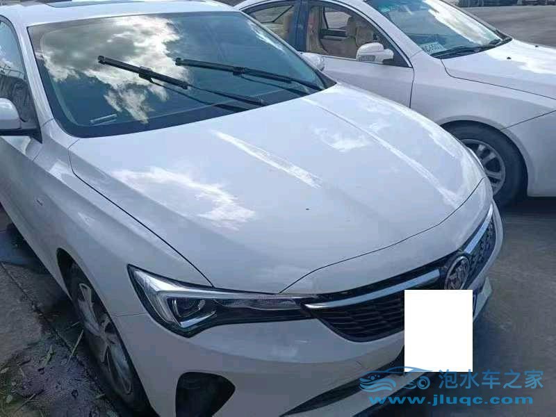 22年別克威朗泡水車