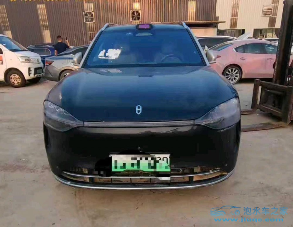 24年華為智選問界泡水車