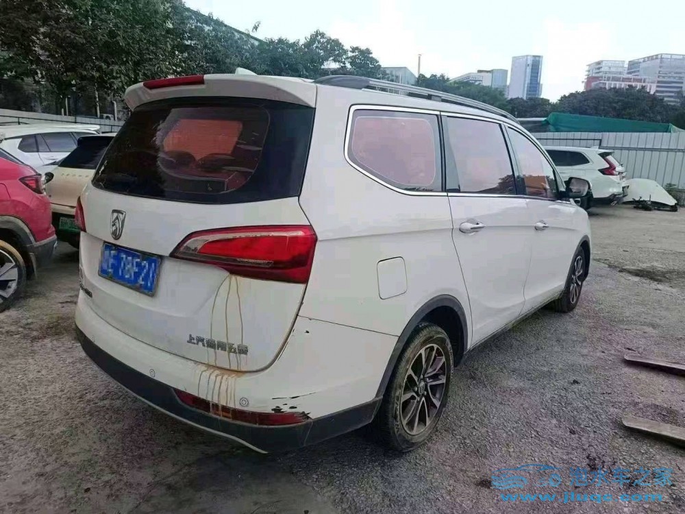 18年寶駿寶駿730