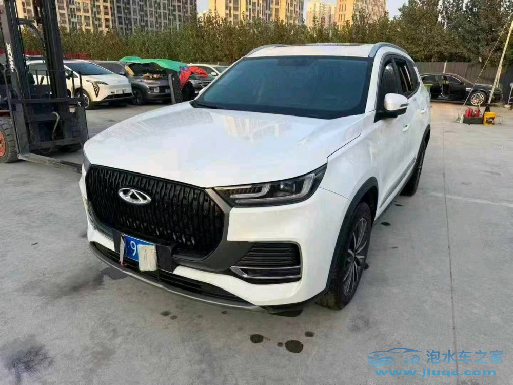 25年奇瑞瑞虎泡水車