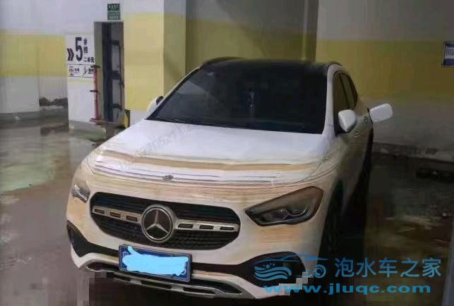 20年奔馳GLA泡水車