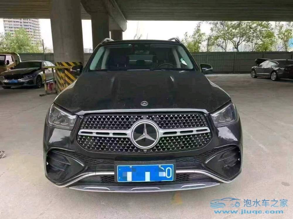 24年奔馳GLE泡水車