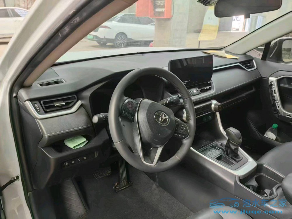 23年豐田RAV4榮放