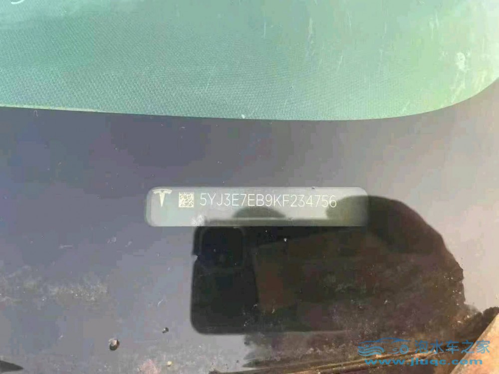 19年特斯拉MODEL 3