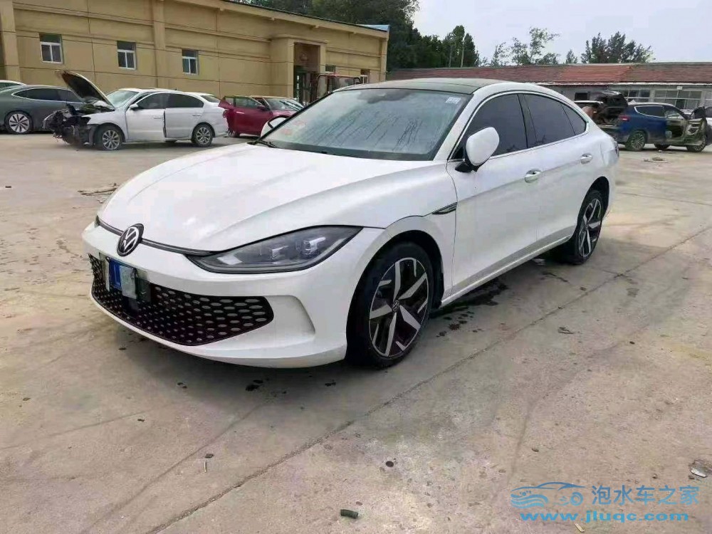 22年大眾凌渡泡水車