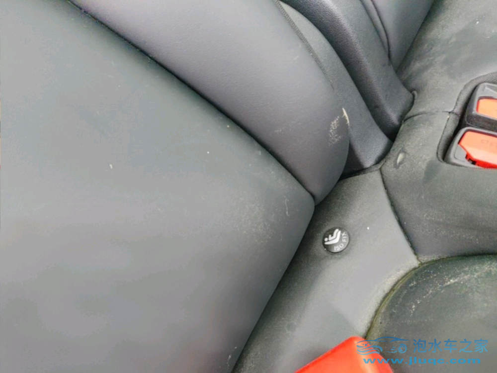 24年特斯拉Model Y