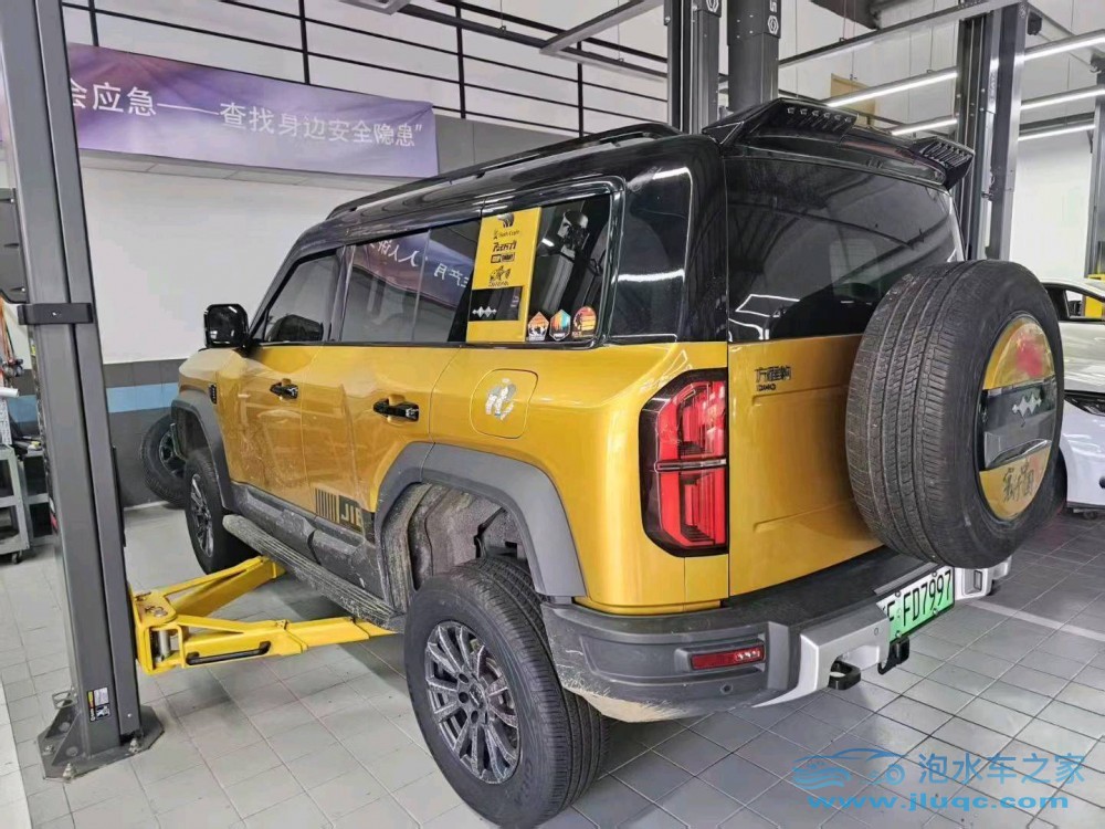 24年比亞迪方程豹