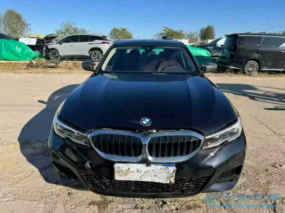 22年寶馬3系泡水車