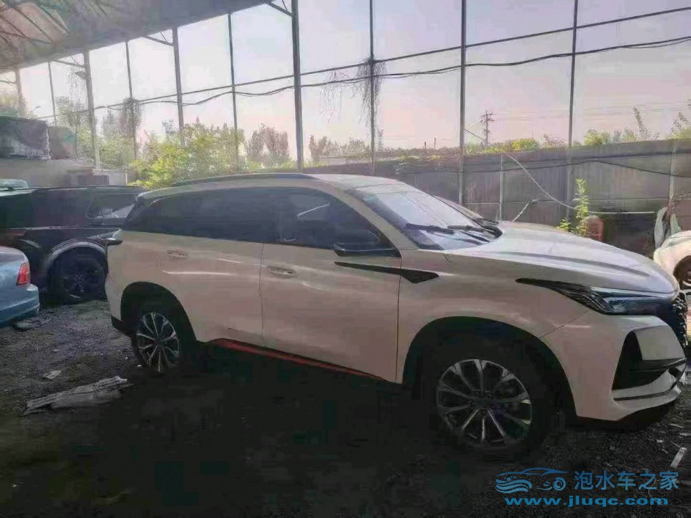 21年長(zhǎng)安長(zhǎng)安CS75