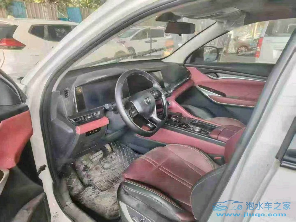 21年長(zhǎng)安長(zhǎng)安CS75