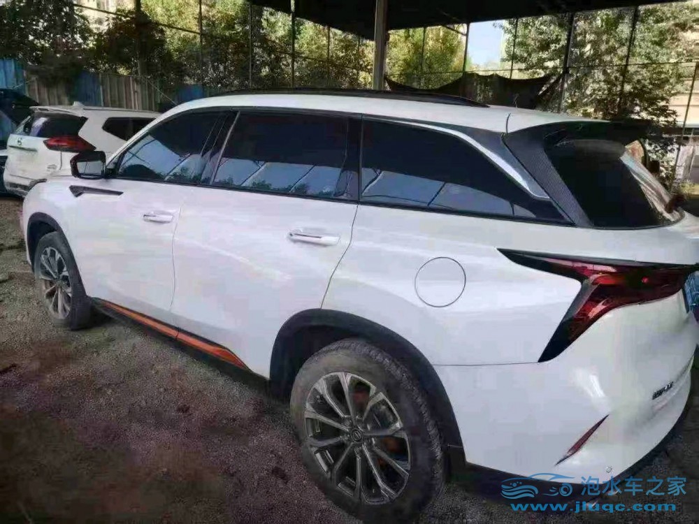 21年長(zhǎng)安長(zhǎng)安CS75